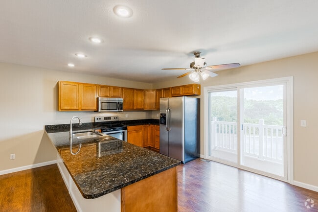 Interior Photo - Graycliff Luxury Townhomes
