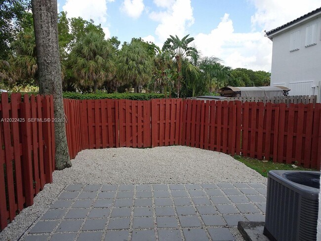 Photo - 5460 NW 107th Ave