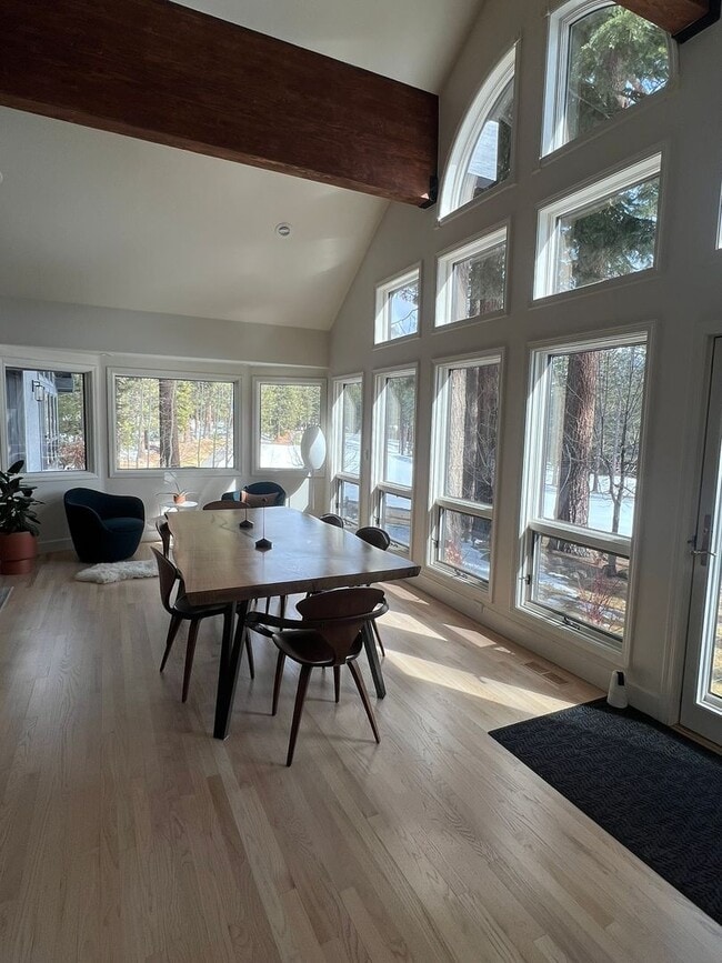 Photo - Immaculate 4 Bedroom Golf Course Home