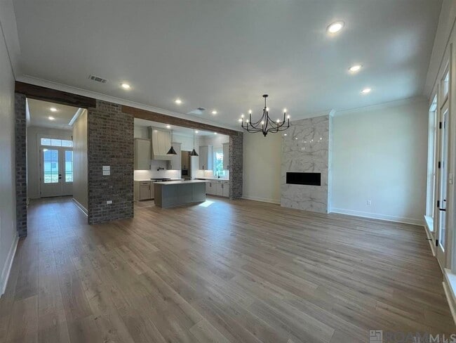 Photo - 1119 Camellia Wy