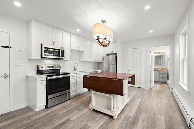 Building Photo - 17 3rd St Unit 17