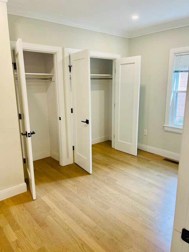 Photo - 46 Ridgemont St