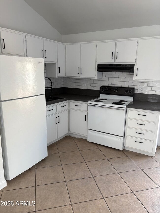 Photo - 13221 North 21st Pl