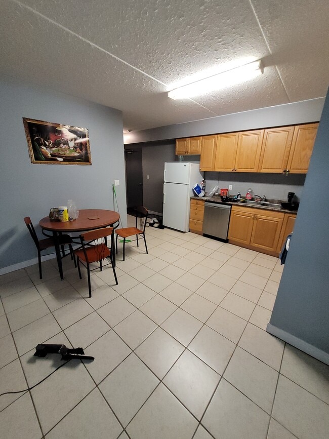 Photo - 253 Lester St Unité 301-Room3