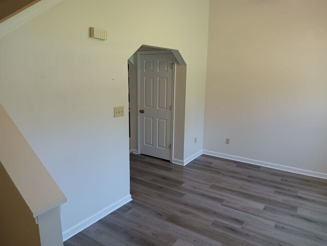 Photo - 2 Bedroom / 2 Bath Duplex Gray, TN 37615