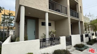 Building Photo - 5079 Cedar Ave