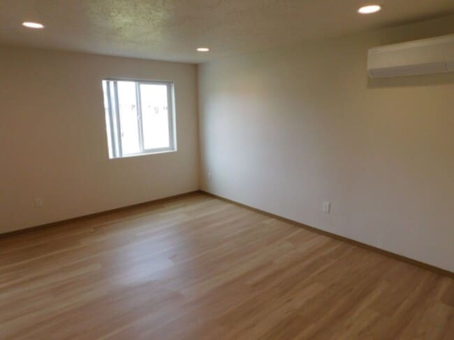 Photo - try32 Unit 389