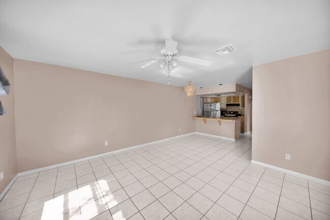 Photo - 517 SE 23rd Pl Unit 517