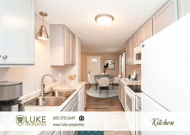 Photo - 1417 S Van Eps Ave