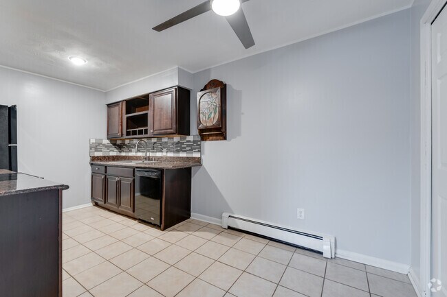 Photo - Blossom Manor Apartments