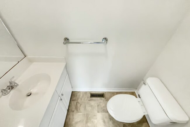 Photo - 245 Cheryl Ave Casa