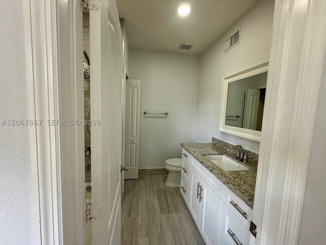 Photo - 922 NW 134th Ave