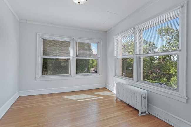 Photo - 214 Oak Grove | Origen Living