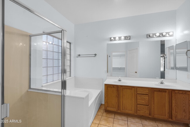 Photo - 2057 E Riviera Dr