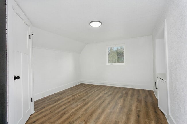 Photo - 2711 N 8th St Unit B