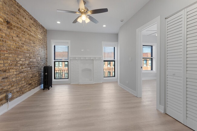 Photo - 1655 W Jonquil Terrace Unidad 32