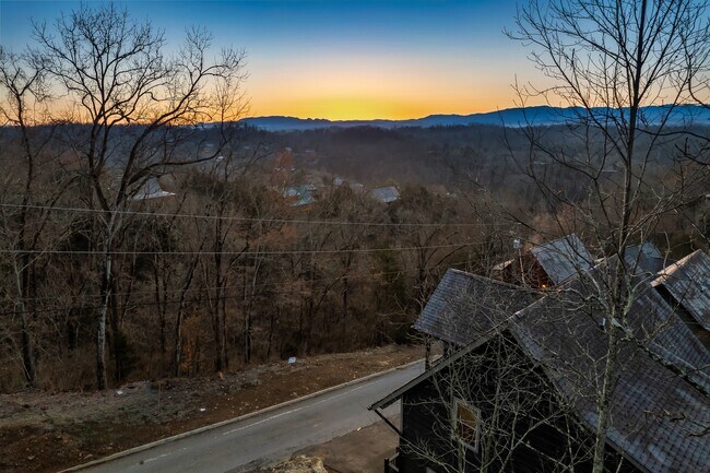 Photo - 2127 Eagle Feather Dr