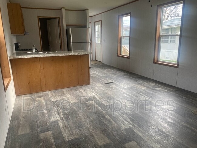 Photo - 6009 Boyd Rd