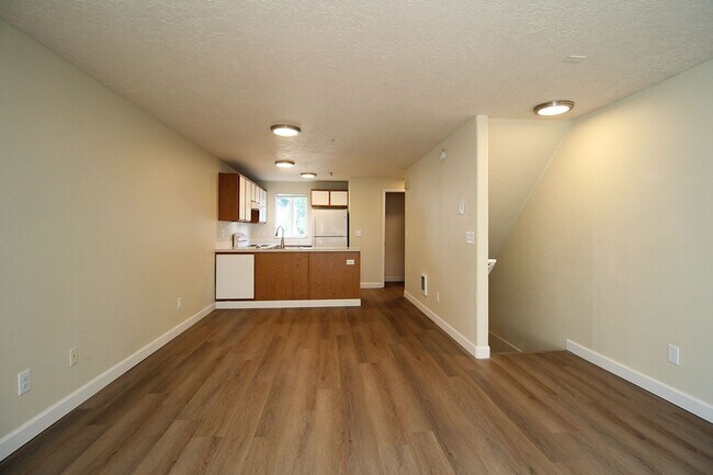 Photo - 17-23 SE 127th Ave Unit 17-02