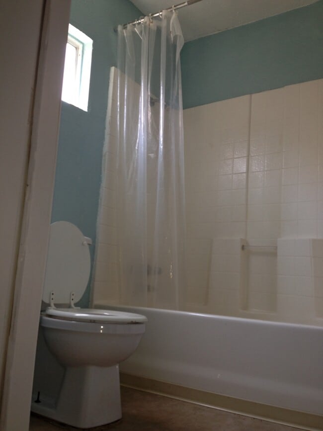 Photo - 170 E Claremont St