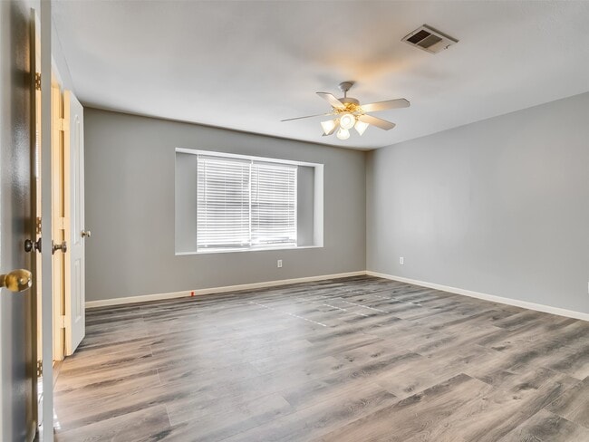 Photo - 11703 Emerald Hill Dr