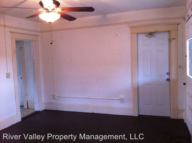 Photo - 24 Durkee St