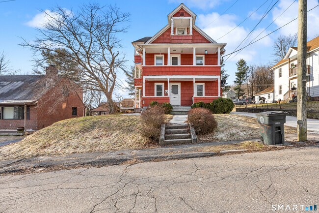 Building Photo - 153 Funston Ave Unit 1