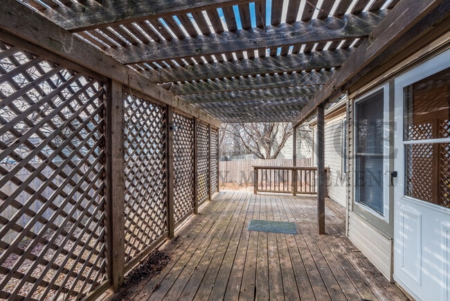 Photo - 1417 S Goebel Cir