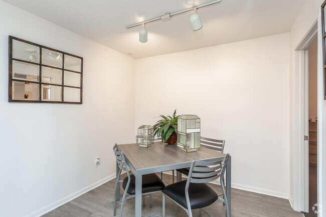 4BR, 4BA - Dining Room - The Madison Apartments