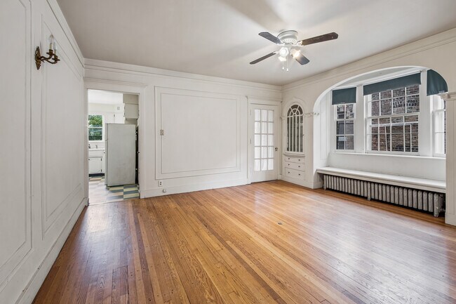 Photo - 3006 W Logan Blvd Unit 2