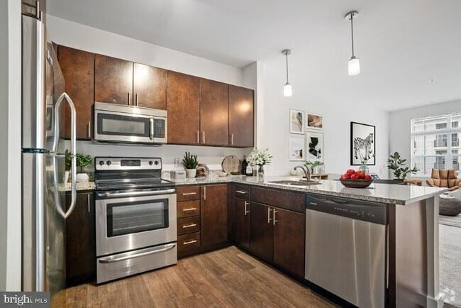 Building Photo - 1 Bridge St Unit 1B-2-2322 Rental