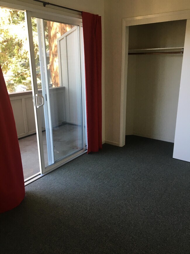 Photo - 149 Hunolt St