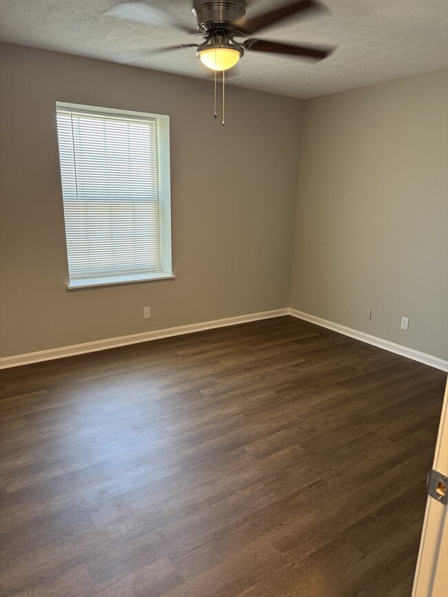 Photo - 9304 Aylesbury Dr Unit 7