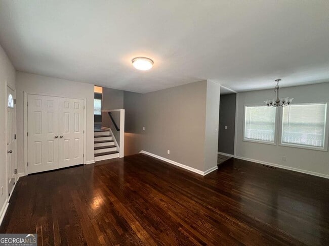 Photo - 1947 Kenwood Pl SE