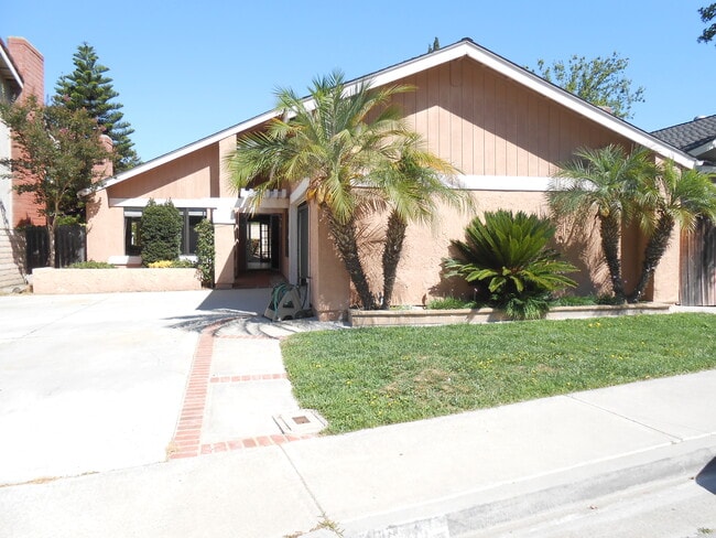 Photo - 22431 Rippling Brook