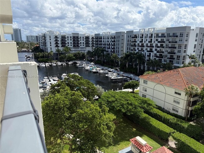 Photo - 3200 Port Royale Dr N Unit 803