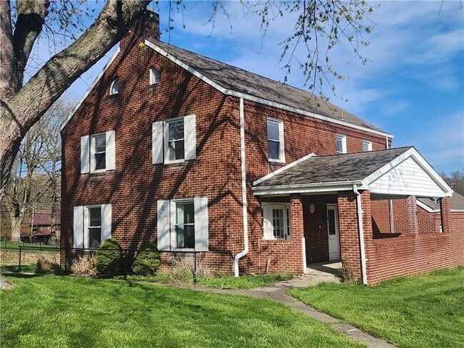 Photo - 43 N Watson Ave