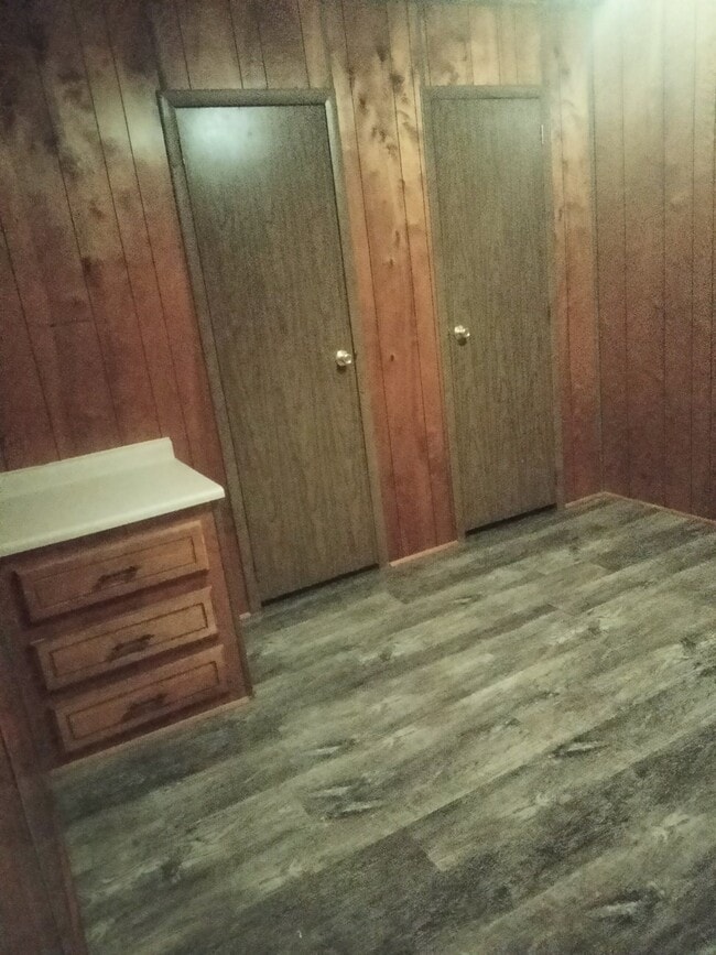 Photo - 443 Daybreak St