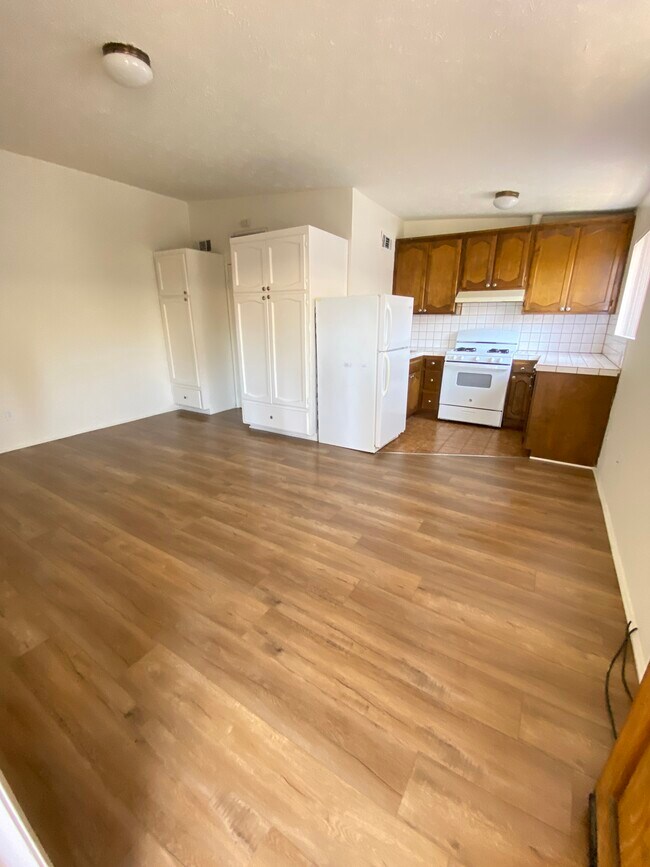 Photo - 14833 Friar St Unit H