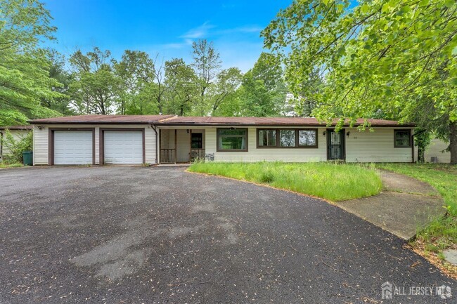 Building Photo - 36 Wheeler Rd Rental