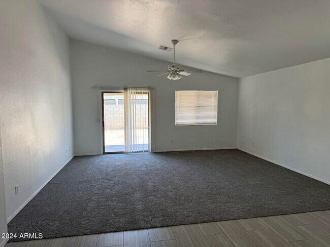 Photo - 10520 W Mohave St