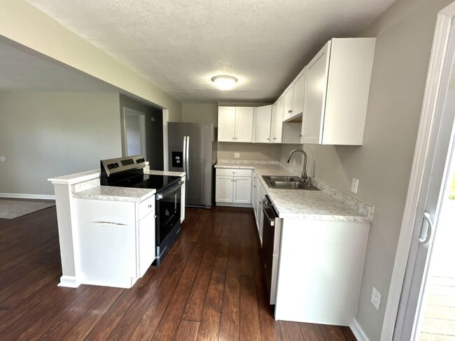 Photo - 2825 Northway Dr