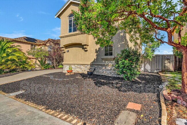 Photo - 6044 Claret Ct