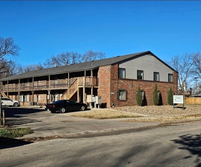 Photo - 815 S Emporia St Unit 212