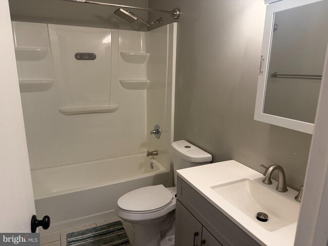 Photo - 612 N Shady Retreat Rd Unit 11