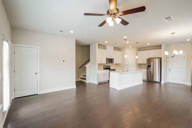 Photo - 1701 Tahoma Dr