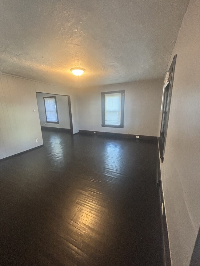 Building Photo - 709 Furman St Rental