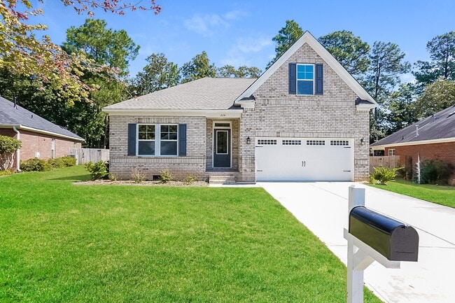 Photo - 224 Bainbridge Dr