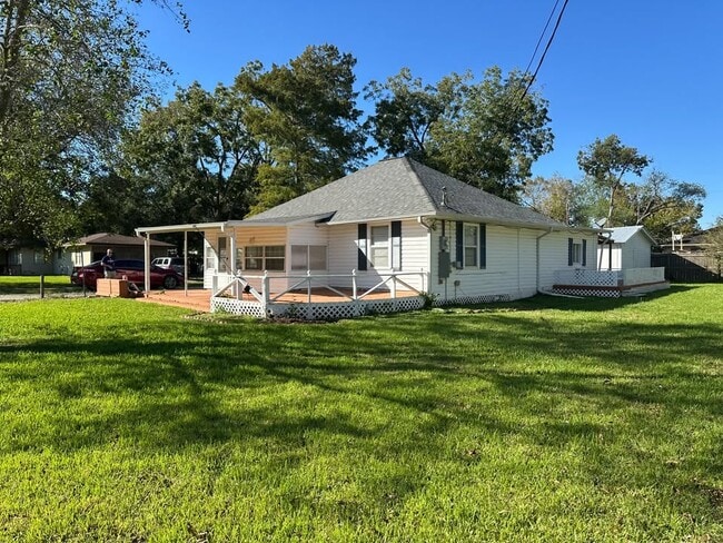 Photo - 140 W Cora Lee St