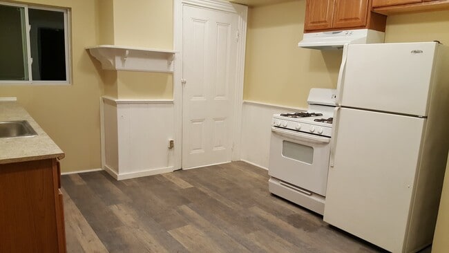 Building Photo - 4801 Sciota St Rental